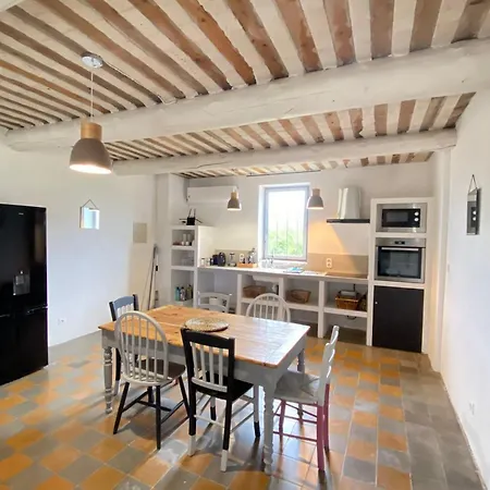 Apartment 84b6 - Loft In Charming 18th Century Althen-des-Paluds