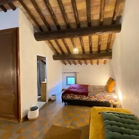 84b6 - Loft In Charming 18th Century Apartment