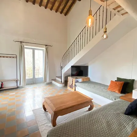 84b6 - Loft In Charming 18th Century *